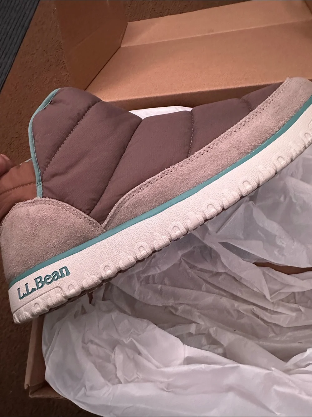 New in Box Beautiful LL Bean Quilted Slip-On Winter Boot in Brown/Teal trim